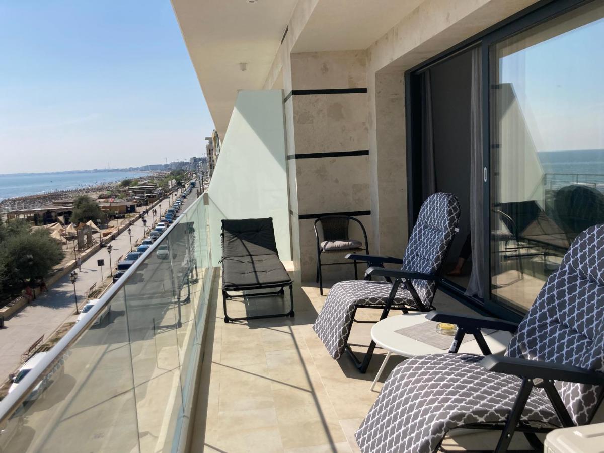 Sarah Morningstar Apartamento Năvodari Exterior foto